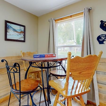 سيفيرفيل Bear Caves At Black Bear Cottages المظهر الخارجي الصورة