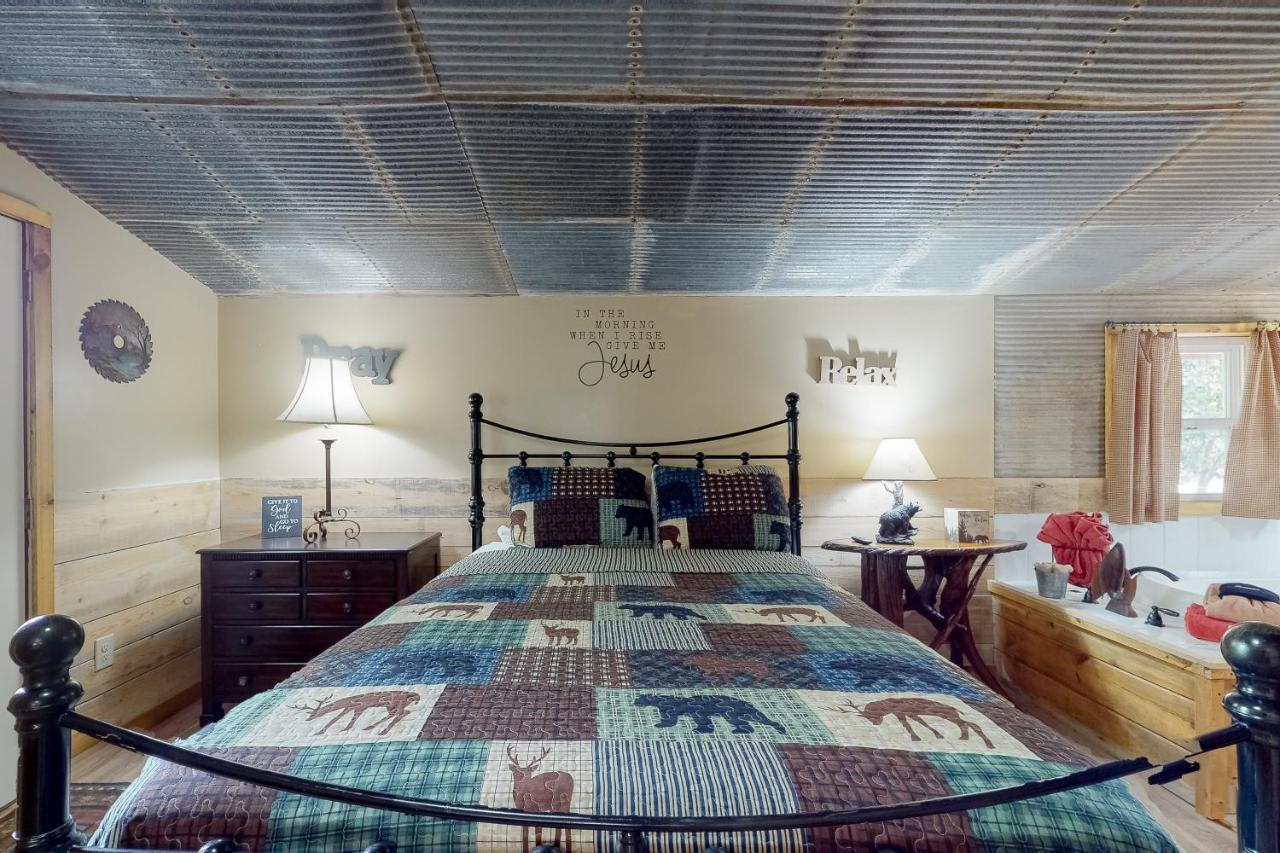 سيفيرفيل Bear Caves At Black Bear Cottages المظهر الخارجي الصورة